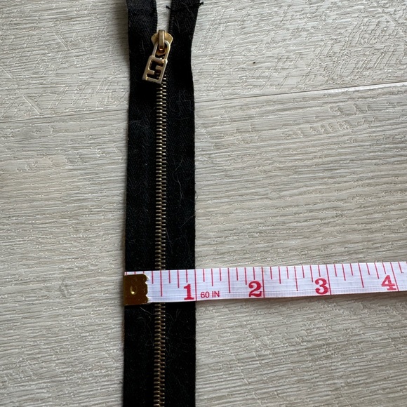 Vintage Fendi Zipper - Picture 5 of 8
